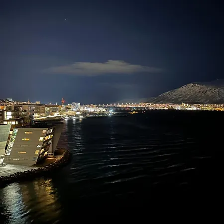 Sweet Little Penthouse, Amazing View Lejlighed Tromsø