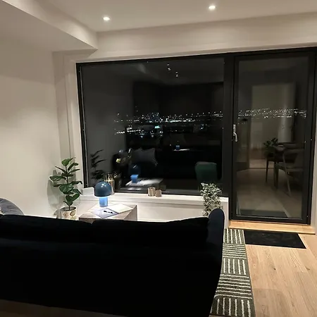 Sweet Little Penthouse, Amazing View Apartment *