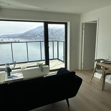 Sweet Little Penthouse, Amazing View * Tromso