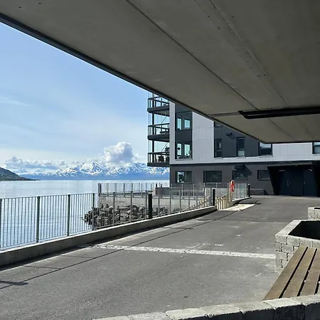 Apartman Sweet Little Penthouse, Amazing View Tromsø