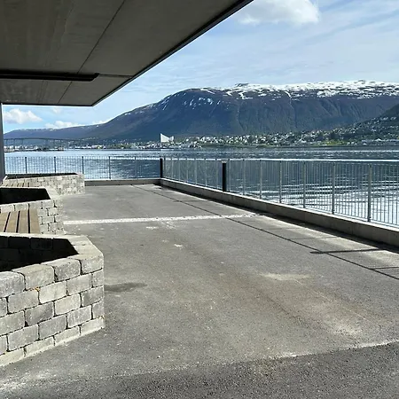 Sweet Little Penthouse, Amazing View Tromsø