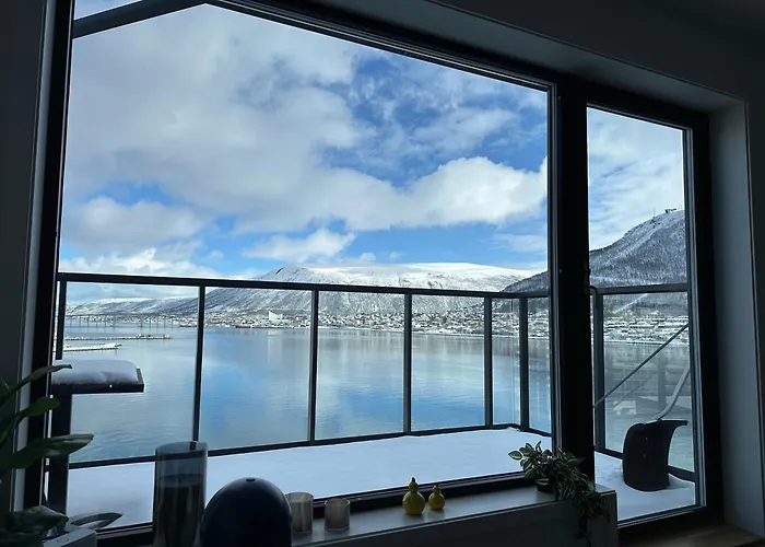 Sweet Little Penthouse, Amazing View Tromsø