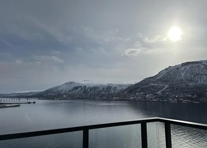 Sweet Little Penthouse, Amazing View Διαμέρισμα Τρόμσο